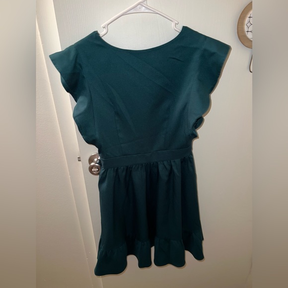 Emerald Green Dress - Picture 3 of 4